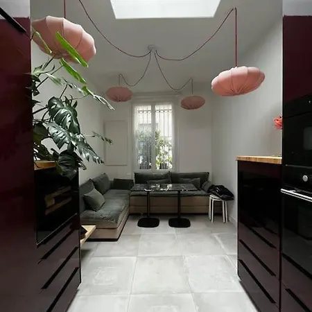 Apartment Avec Cachet Arc-de-triomphe Paris